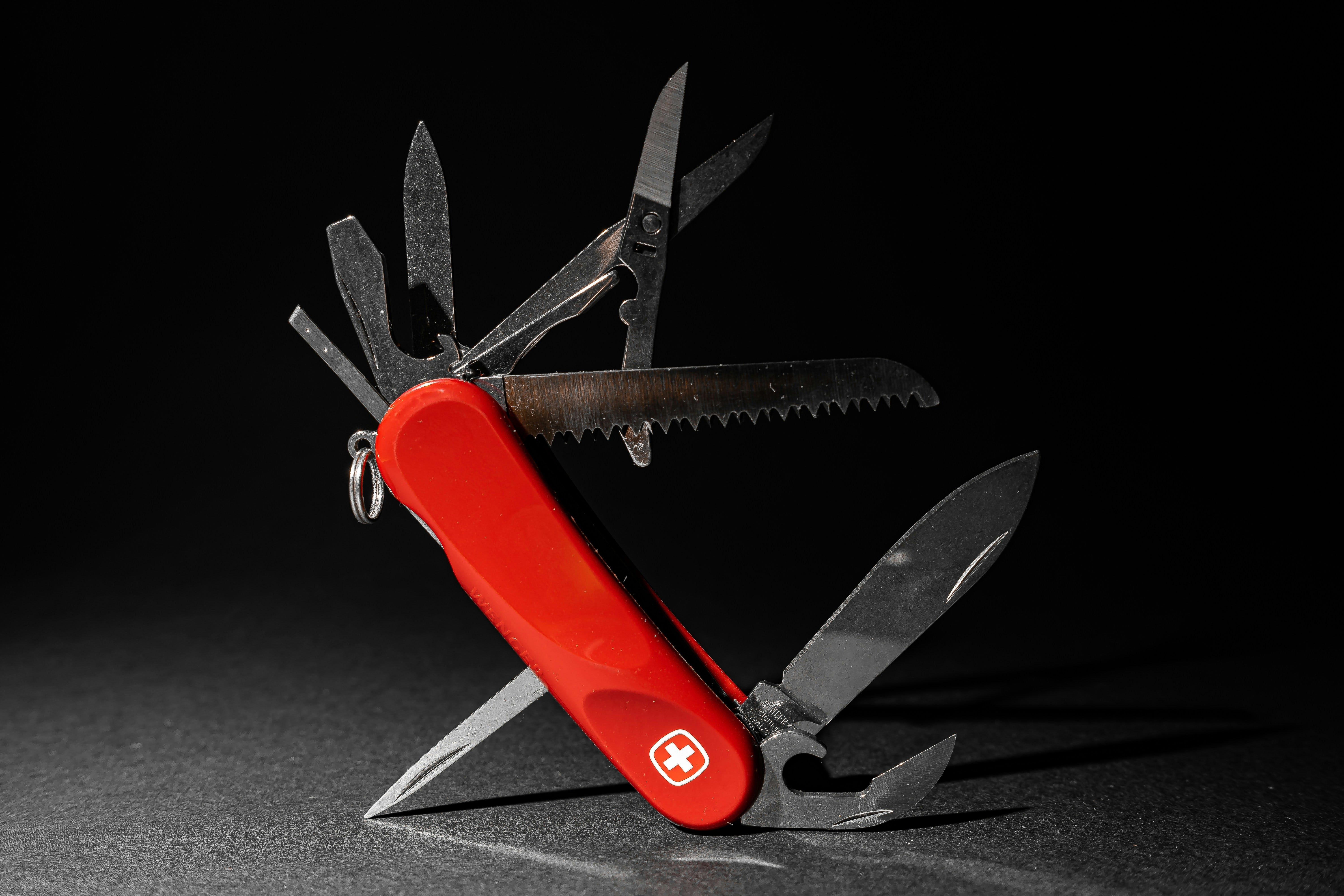 JSONata : The Swiss Army Knife of Kestra for JSON transformation